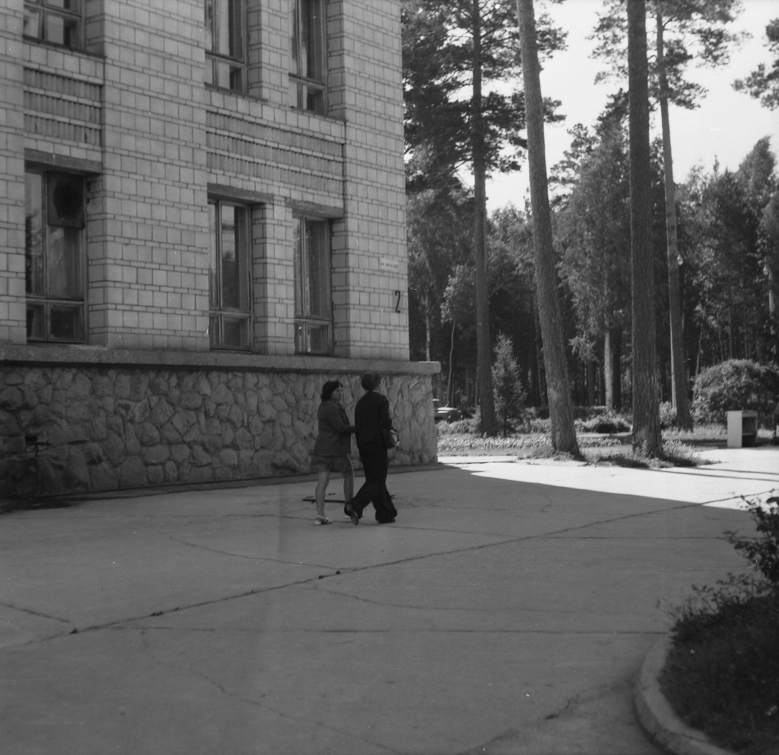 nov1977_0043.jpeg