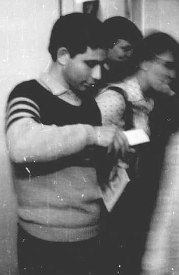 nov1977_0004.jpeg