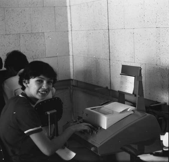 nov1977_0039.jpeg