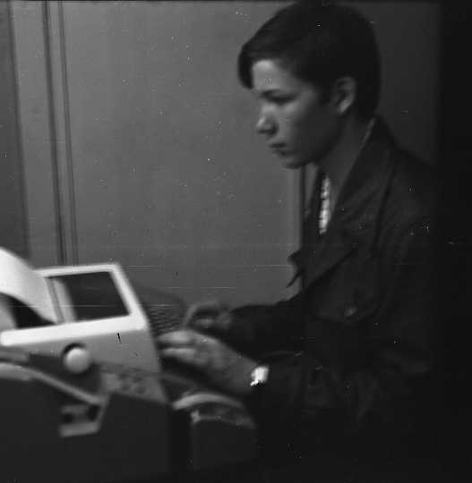 nov1977_0049.jpeg